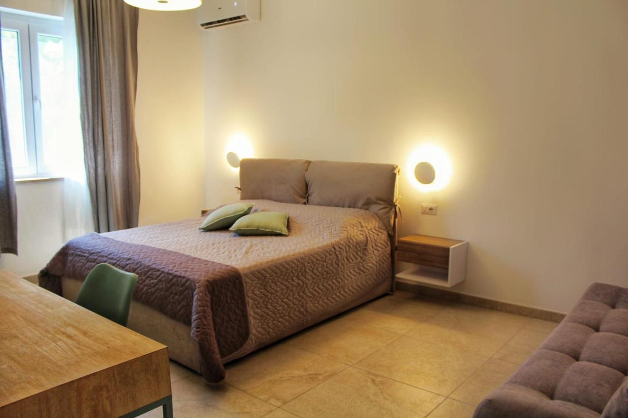 Costa Merlata Suite B&B Ostuni Вилланова-ди-Остуни Экстерьер фото